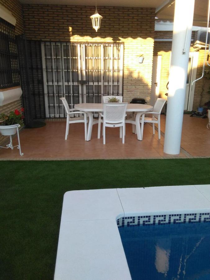 Villa Chalet Con Encanto Palomares del Río Exterior foto